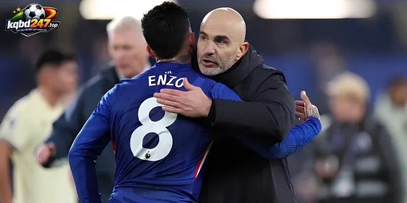 Chelsea quyết tâm giữa giá Fernandez cao